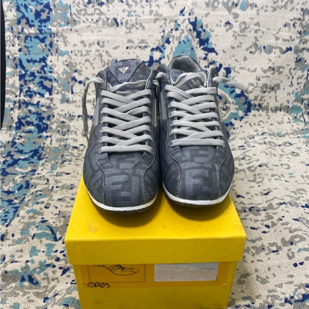 Men’s fending sneaker monogram, canvas, size 9